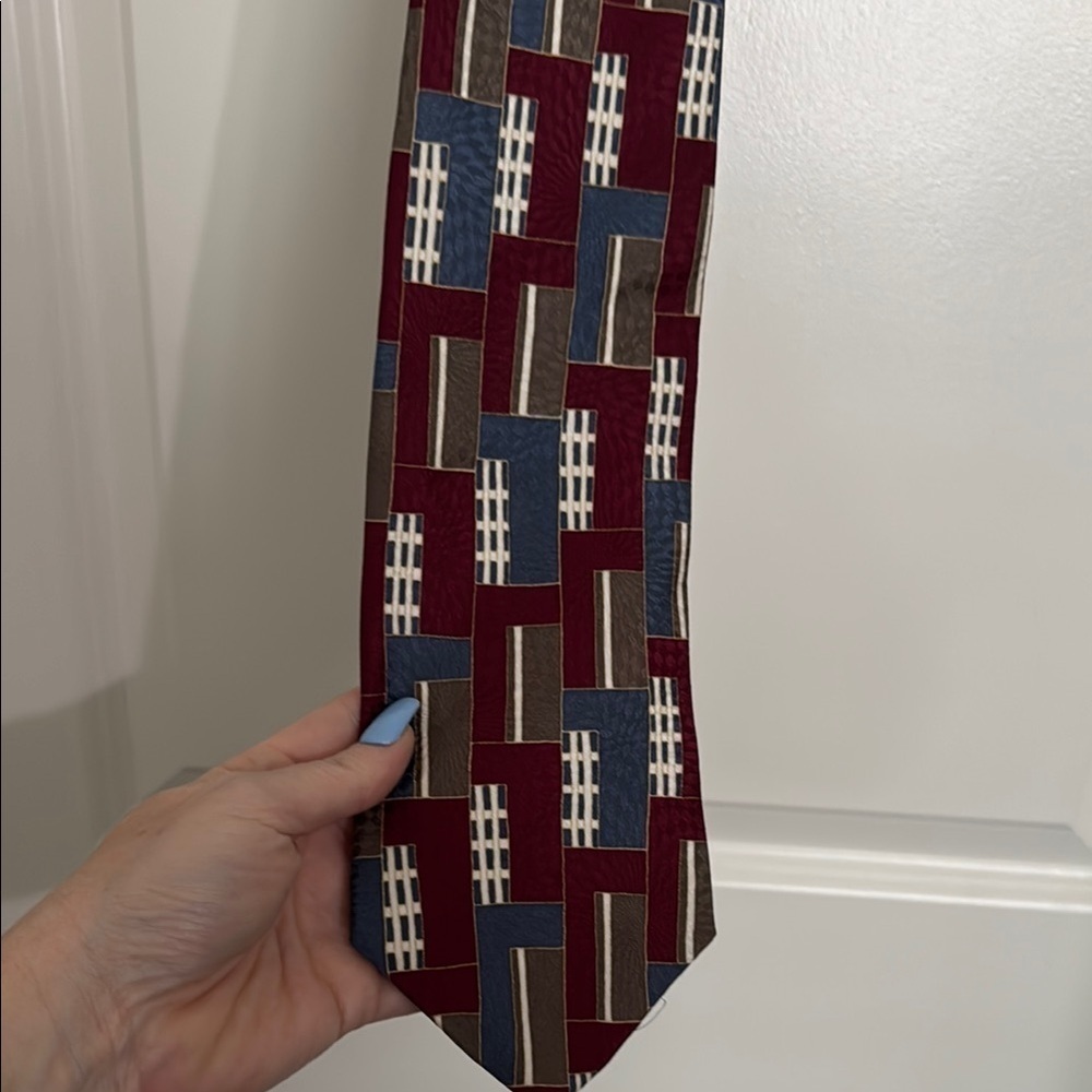Vintage Geoffrey Beene Red and Blue Geometric Tie